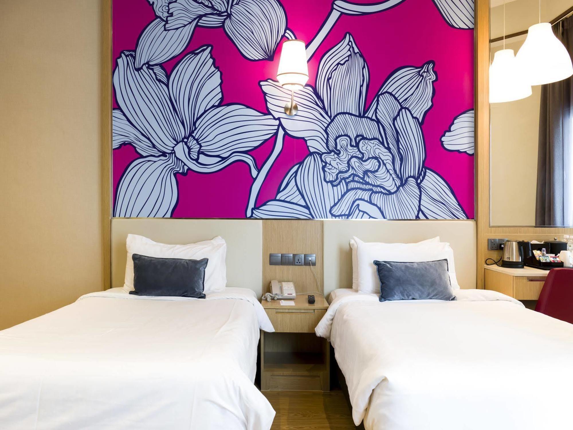 Hotel Bencoolen At Hong Kong Street Singapore Exterior photo