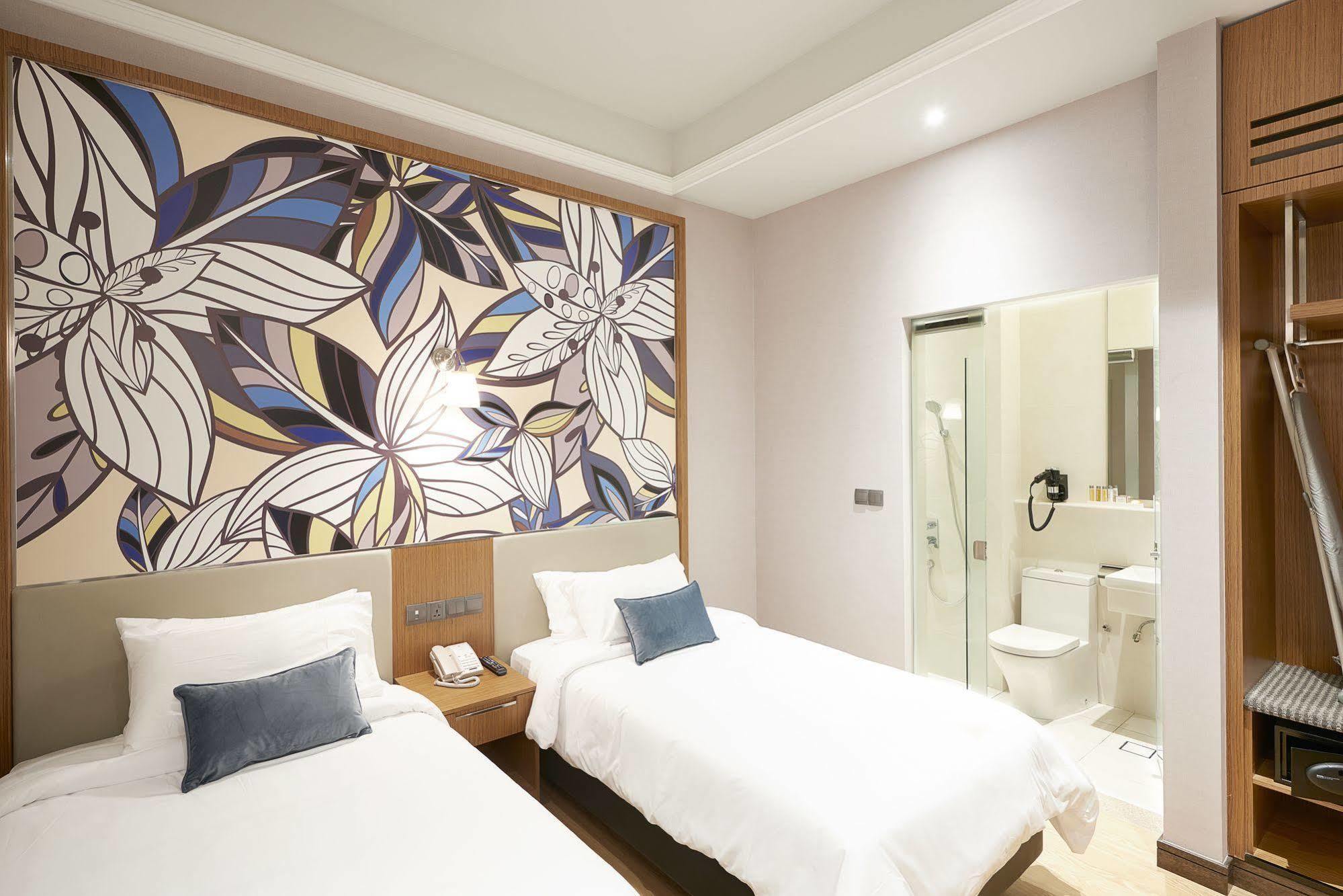 Hotel Bencoolen At Hong Kong Street Singapore Exterior photo